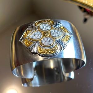 Stainless Steel Unique Vintage Style Two Tone Wide Design Cuff Bangle Bracelet